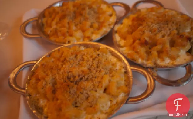 Macaroane Cu Legume Și Brânză