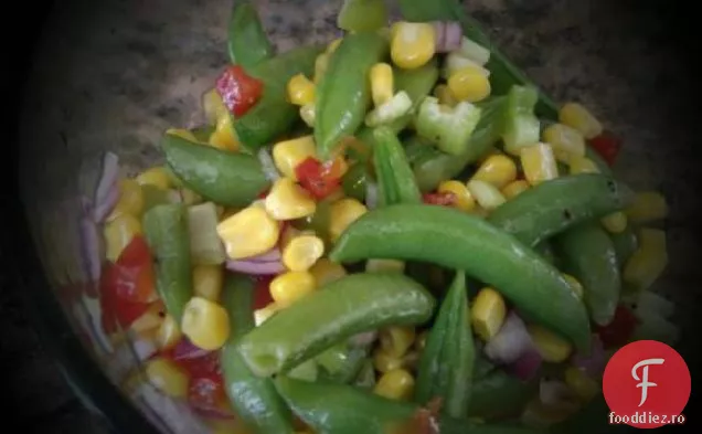 Salată De Legume
