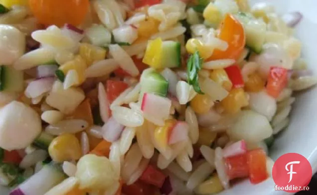 Salată De Orzo Tocată De Vară