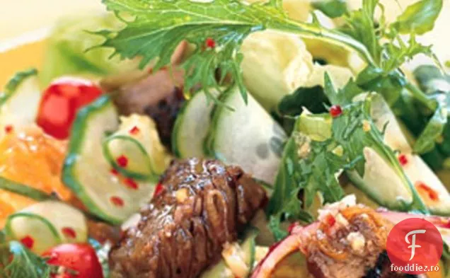 Salată de friptură de vară cu pansament de ghimbir-var