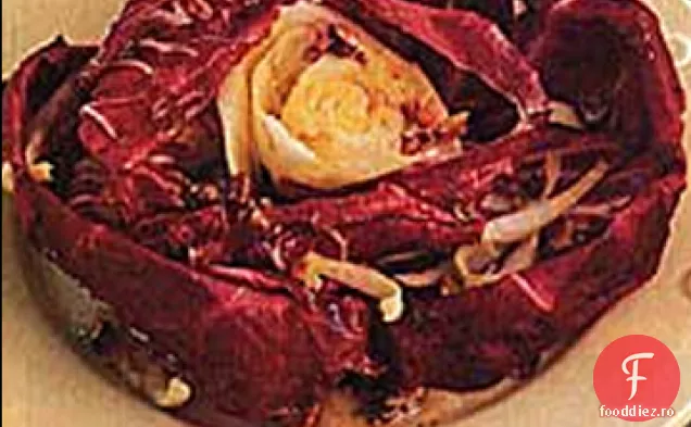 Salată de Radicchio și andive cu vinaigretă de Pecan