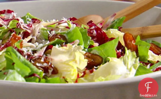 Salată de Escarole cu sos de parmezan