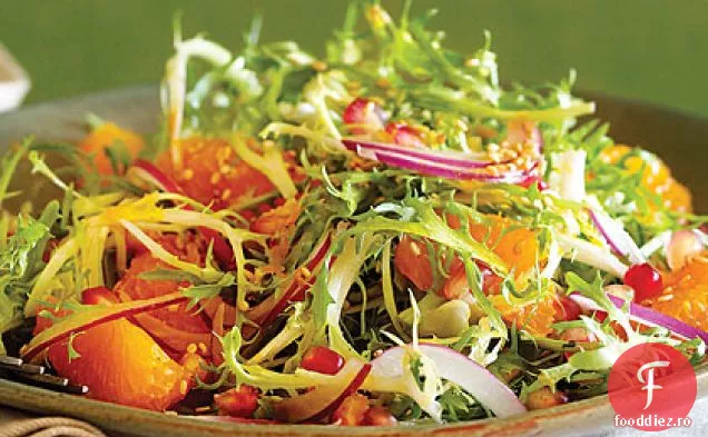 Frișcă, mandarină și salată de susan