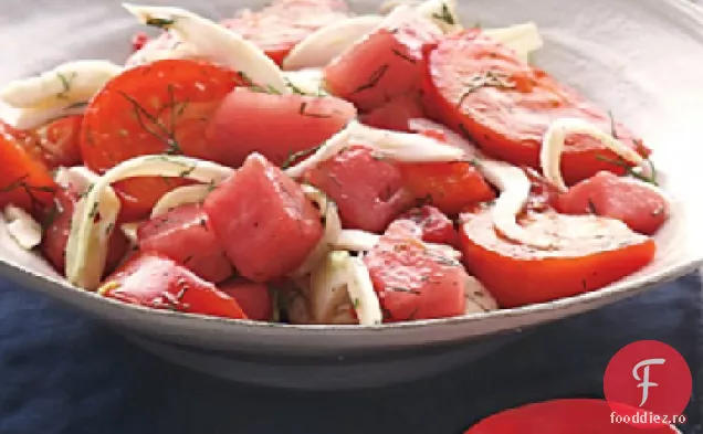 Salată de roșii și fenicul