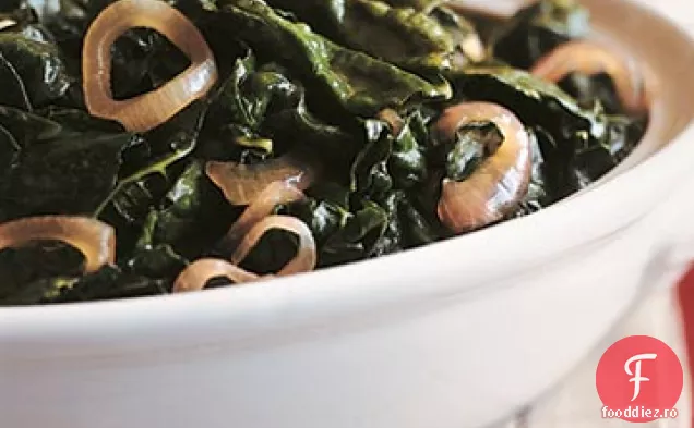 Varză toscană cu ceapă caramelizată și oțet de vin roșu