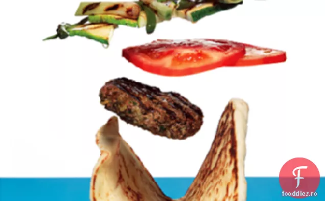 Burgeri de miel curry cu legume la grătar și Raita de mentă