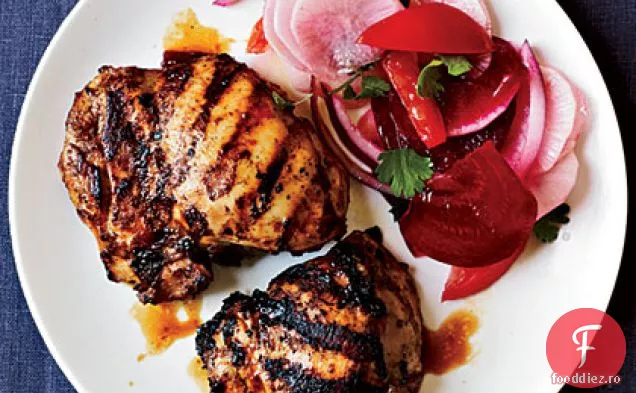 Iaurt-pui marinat cu salată de sfeclă