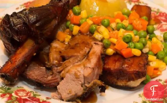 Friptură de miel cu usturoi și rozmarin