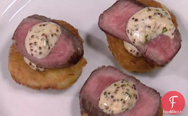 Boxty cu muschi de miel ars și Aioli de muștar din cereale integrale