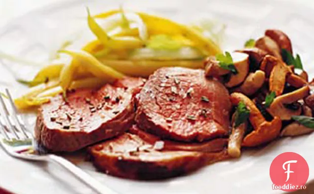 Picior de miel la grătar cu sare de rozmarin