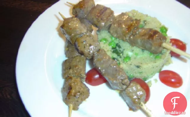 Pinxtos Morunos: miel la grătar marinat în chimen, lămâie și Saff