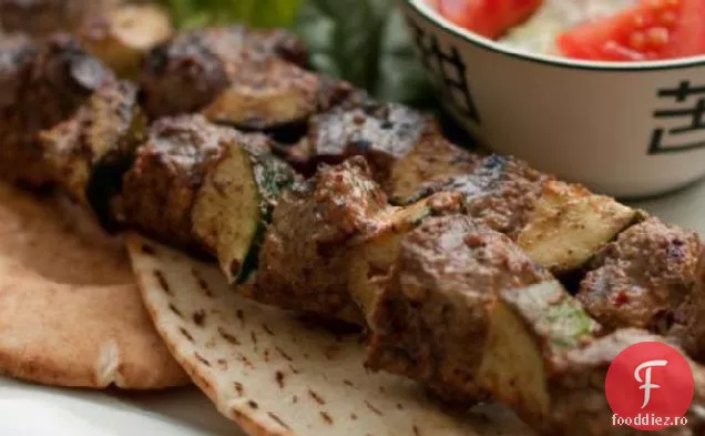 Kebab De Miel Picant Cu Pâine Grecească Pita