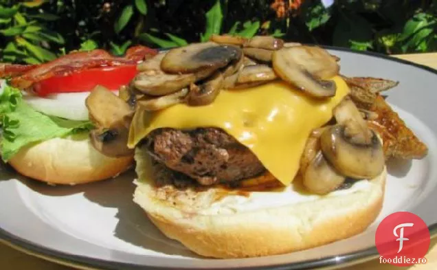 Bergy 's Wowser' (ca în Wow) Burger BLTmc