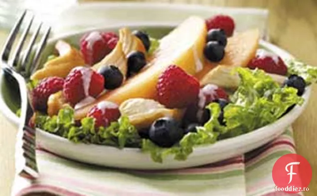 Salată De Pui Fructată
