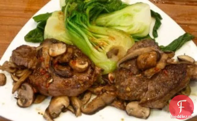 Friptură slabă cu ciuperci, Bok Choy și tamari Gingered