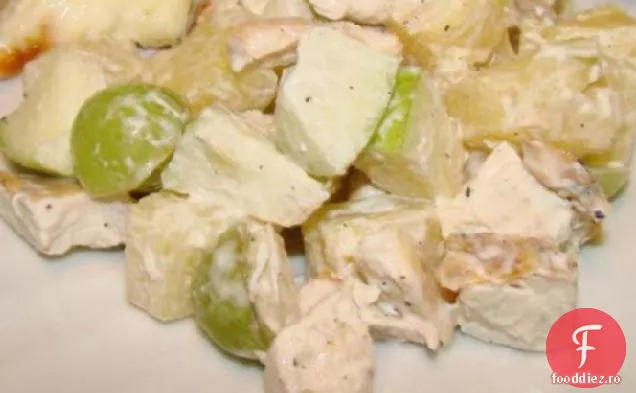 Salata de fructe de pui a lui Carol