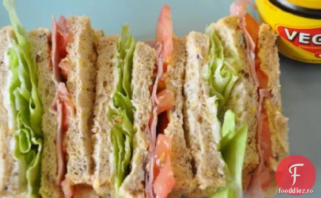 Sandwich Cu Trei Etaje Vegemite