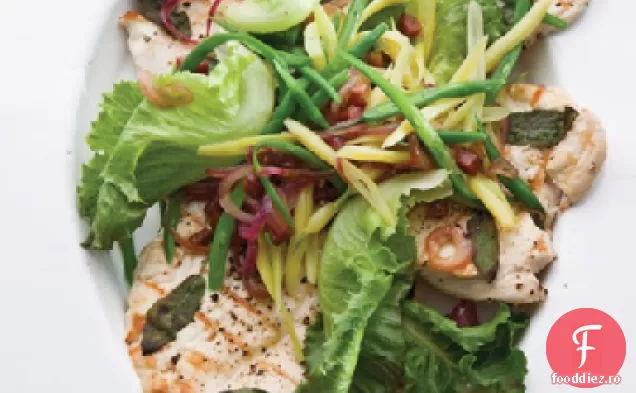 Paillards de pui cu verdeață proaspătă și fasole