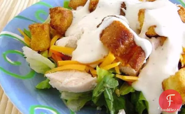 Salată De Pui De Fermă