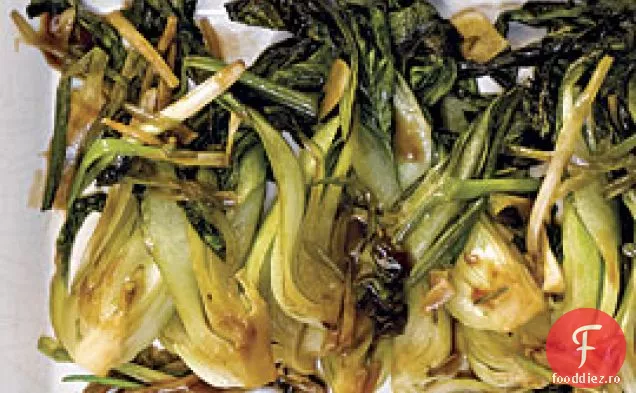Bok choy prăjit cu usturoi, ghimbir și Scallions