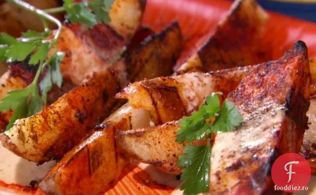 Pene de cartofi la grătar cu sos de maioneză de boia afumată