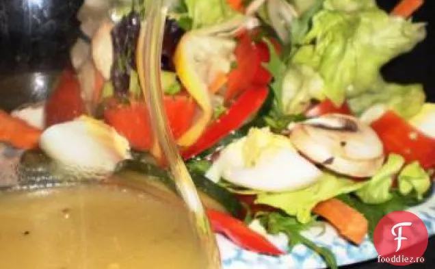 Sos De Salată Cu Semințe De Mac