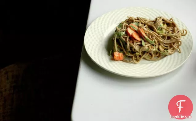 Soba cu sos de arahide-citrice